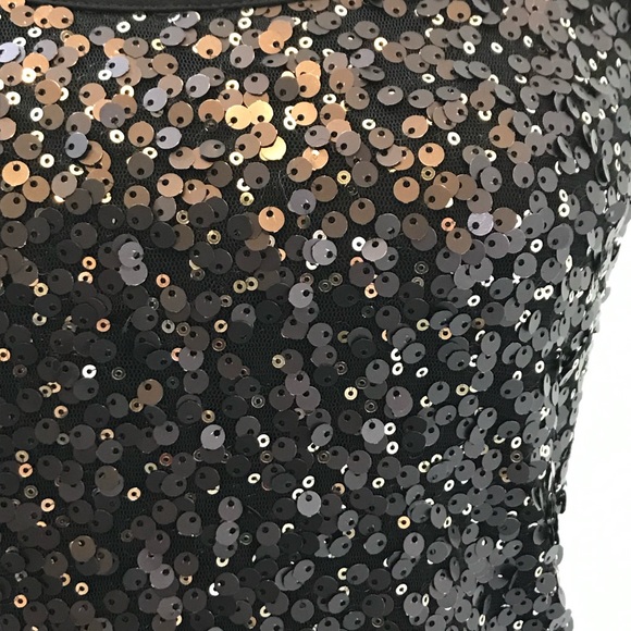 ☀️WEEKEND SALE☀️ Express sequined black tank - Picture 2 of 6